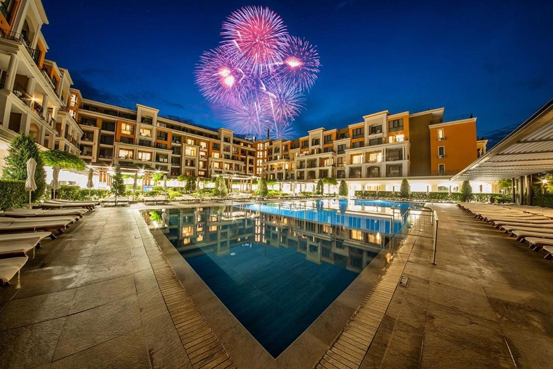 Premier Fort Beach - Premium Apartments Sveti Vlas Eksteriør bilde
