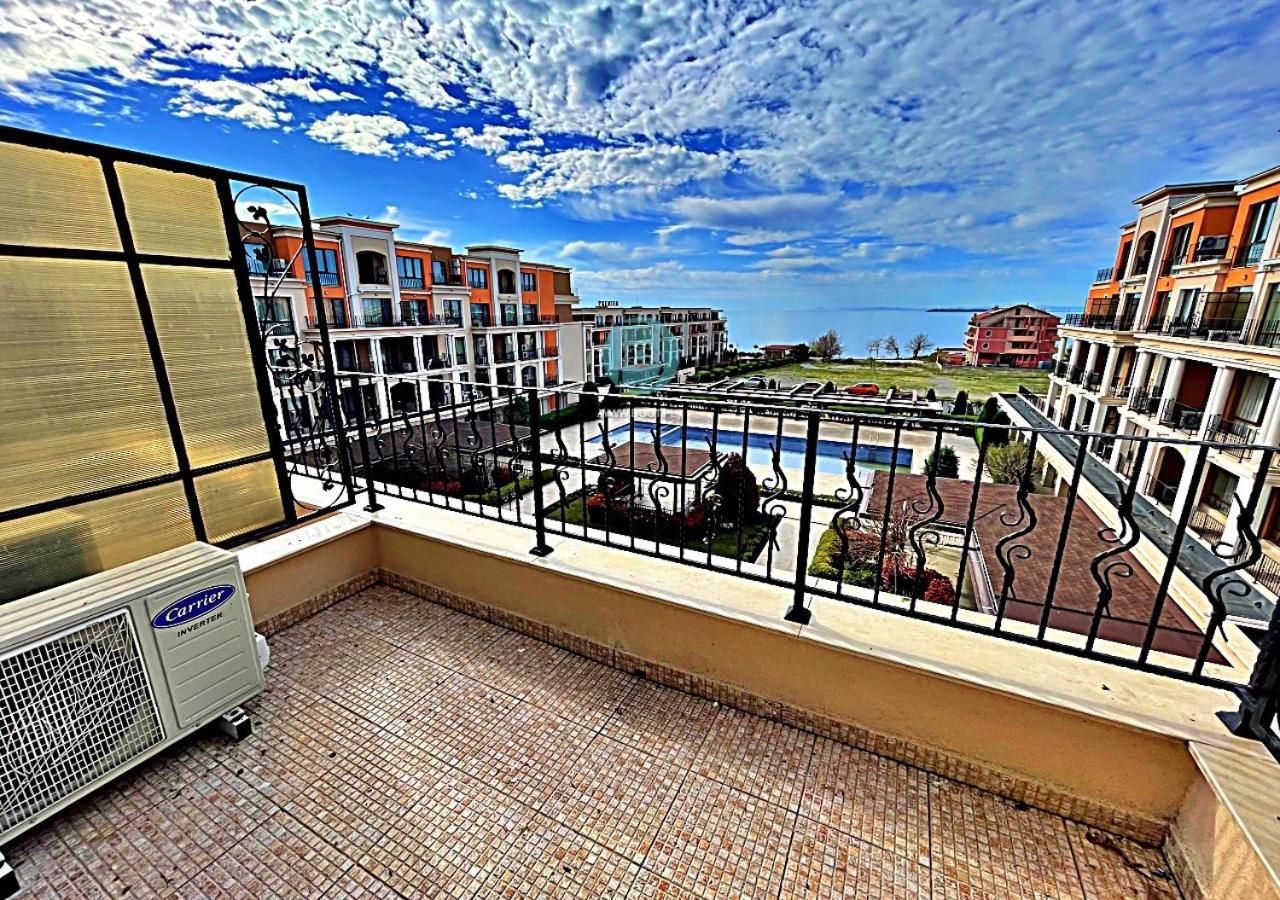 Premier Fort Beach - Premium Apartments Sveti Vlas Eksteriør bilde